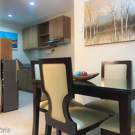 2 Bedroom Condo @ Midpoint Residences W/ City View Mandaue-stad Buitenkant foto