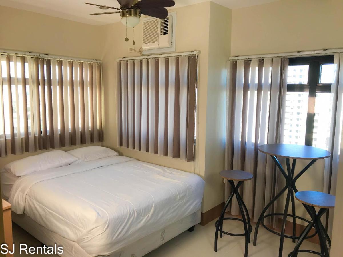 2 Bedroom Condo @ Midpoint Residences W/ City View Mandaue-stad Buitenkant foto