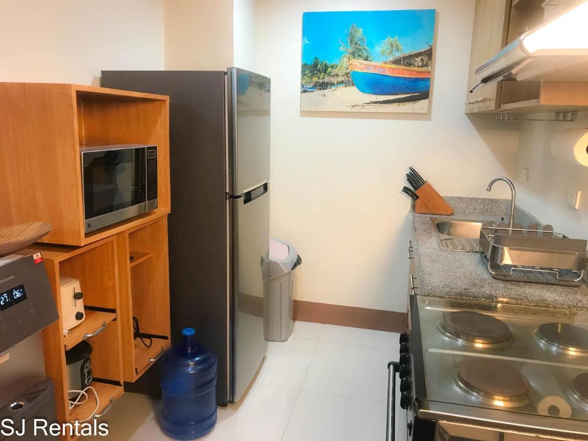 2 Bedroom Condo @ Midpoint Residences W/ City View Mandaue-stad Buitenkant foto